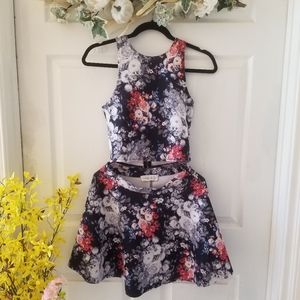 ABERCROMBIE AND FITCH Floral Skirt Set
